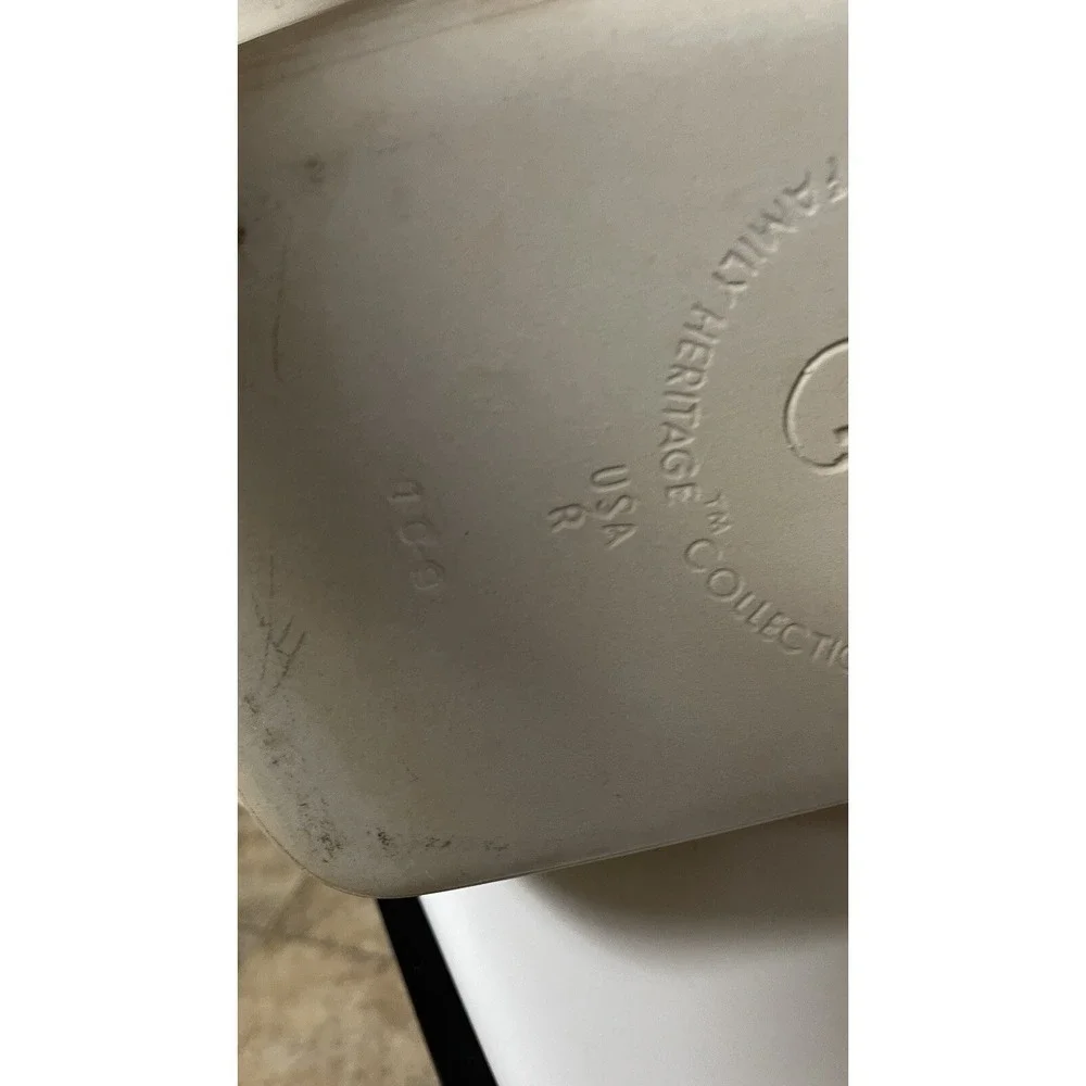 Pampered Chef Family Heritage Stoneware Rectangular Baker #1435 w/ Box‎